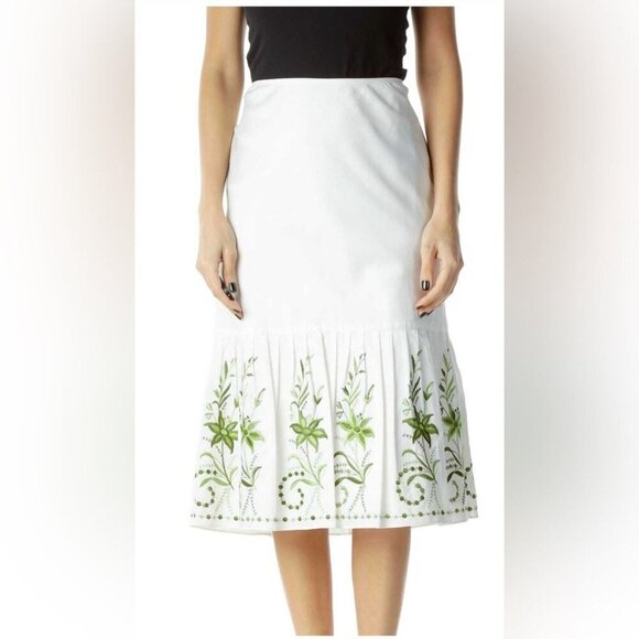 Ann Taylor White & Green Embroidered A-Line Fit and Flare Skirt Size 6 - Picture 8 of 14